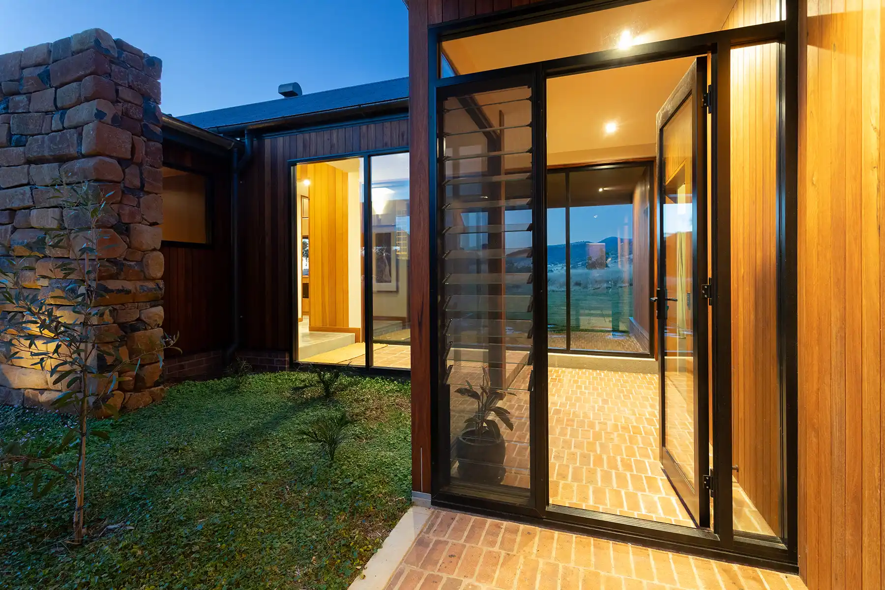 JS Contracting